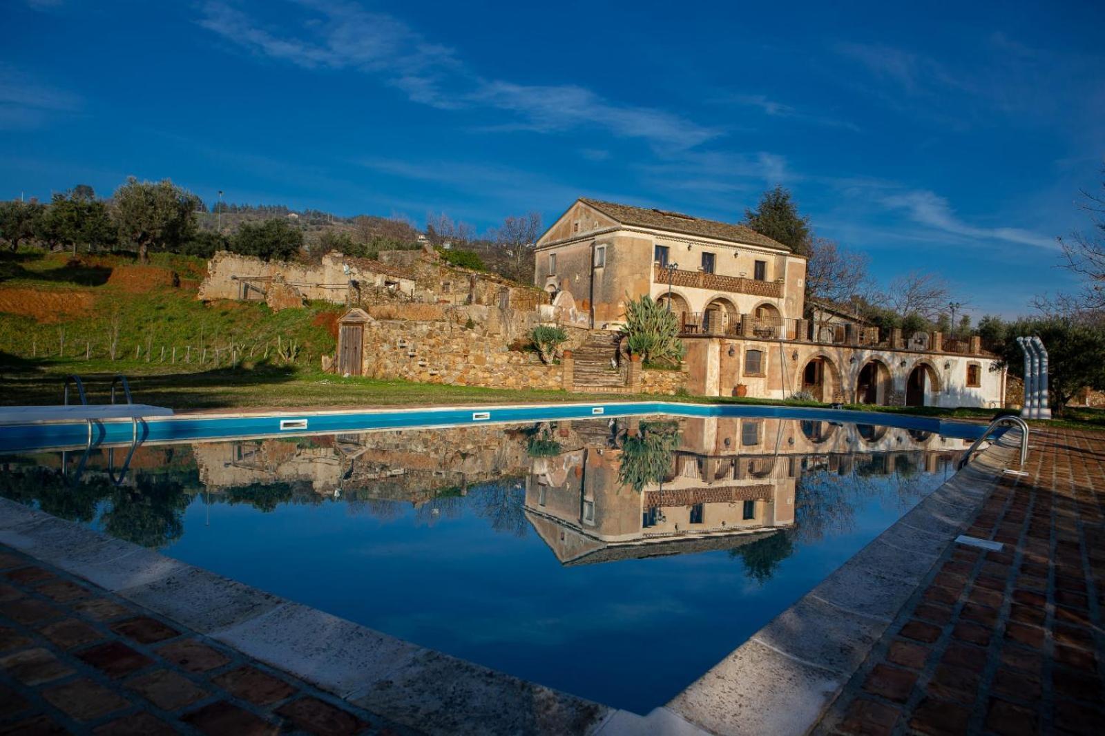 Agriturismo Masseria Fonte Di Maroglio Castrovillari Exterior foto