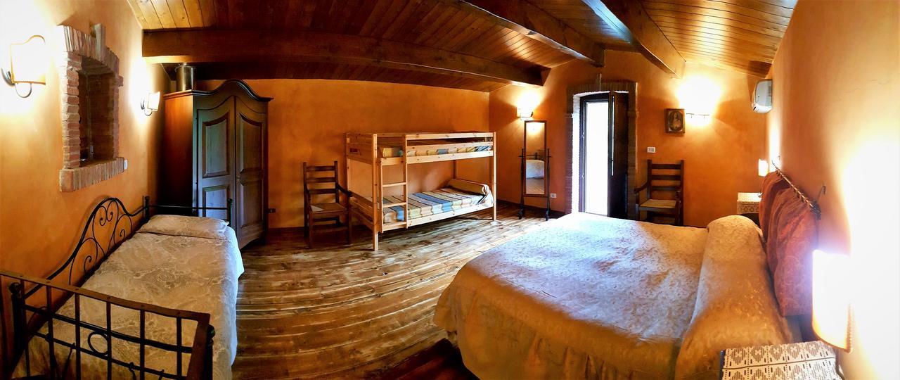 Agriturismo Masseria Fonte Di Maroglio Castrovillari Exterior foto